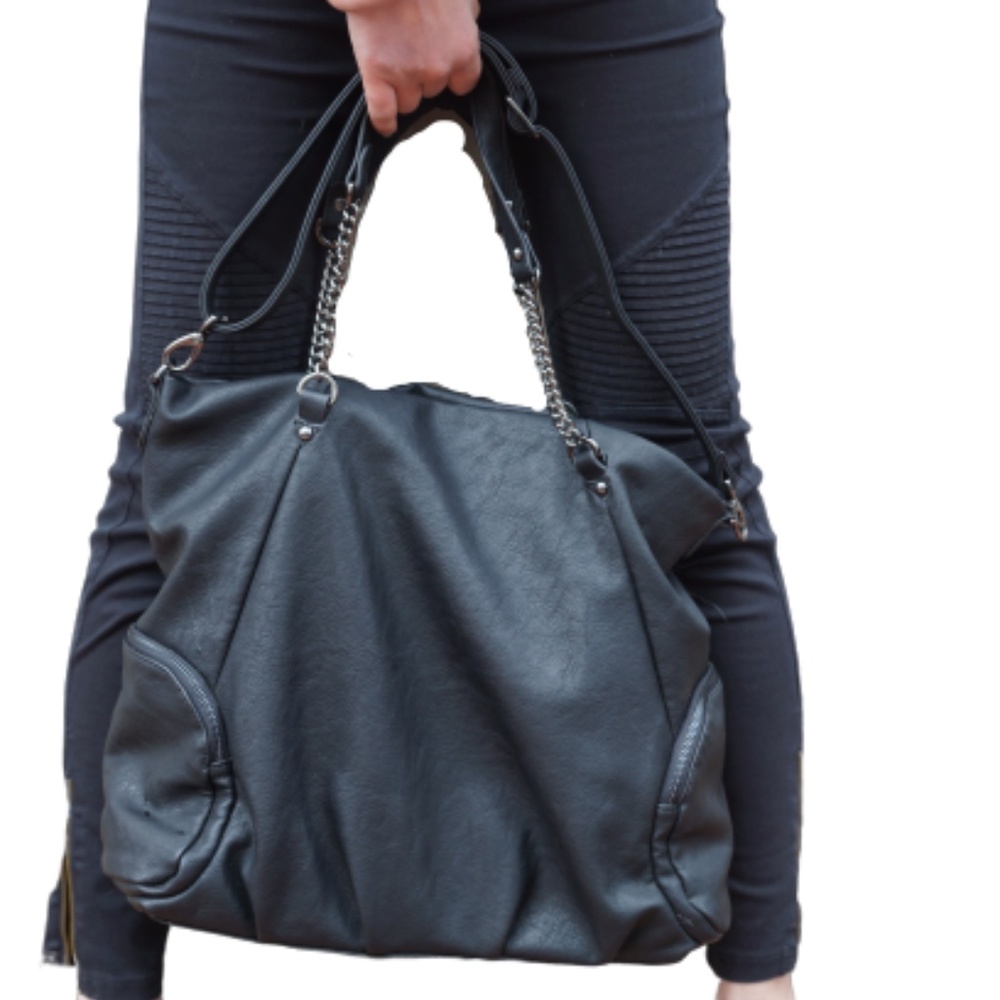 Black Shoulder BAG- NWT!!!!!